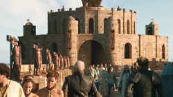 extant_GameOfThrones_3x03-WalkOfPunishment_3170