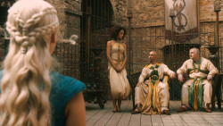 extant_GameOfThrones_3x03-WalkOfPunishment_3196