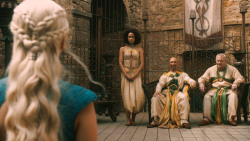 extant_GameOfThrones_3x03-WalkOfPunishment_3208
