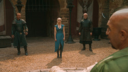 extant_GameOfThrones_3x03-WalkOfPunishment_3210