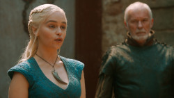 extant_GameOfThrones_3x03-WalkOfPunishment_3275