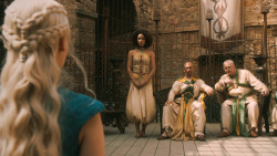 extant_GameOfThrones_3x03-WalkOfPunishment_3304