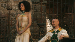 extant_GameOfThrones_3x03-WalkOfPunishment_3327