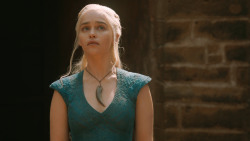 extant_GameOfThrones_3x03-WalkOfPunishment_3364