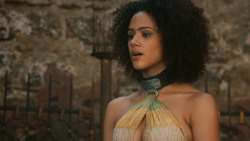 extant_GameOfThrones_3x03-WalkOfPunishment_3368
