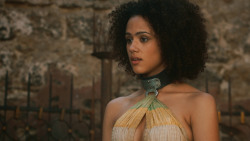 extant_GameOfThrones_3x03-WalkOfPunishment_3372