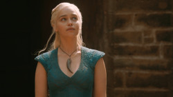 extant_GameOfThrones_3x03-WalkOfPunishment_3385