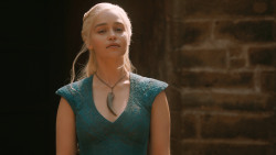 extant_GameOfThrones_3x03-WalkOfPunishment_3388