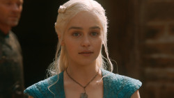 extant_GameOfThrones_3x03-WalkOfPunishment_3436