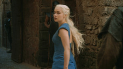 extant_GameOfThrones_3x03-WalkOfPunishment_3519