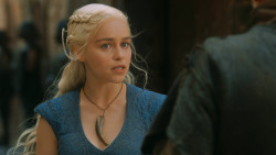 extant_GameOfThrones_3x03-WalkOfPunishment_3527