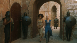 extant_GameOfThrones_3x03-WalkOfPunishment_3553