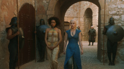 extant_GameOfThrones_3x03-WalkOfPunishment_3557