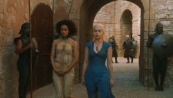 extant_GameOfThrones_3x03-WalkOfPunishment_3559