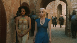 extant_GameOfThrones_3x03-WalkOfPunishment_3562