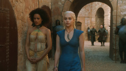extant_GameOfThrones_3x03-WalkOfPunishment_3563