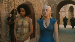 extant_GameOfThrones_3x03-WalkOfPunishment_3569