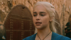extant_GameOfThrones_3x03-WalkOfPunishment_3587