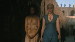 extant_GameOfThrones_3x03-WalkOfPunishment_3658