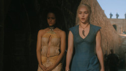 extant_GameOfThrones_3x03-WalkOfPunishment_3659