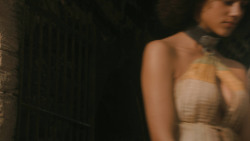 extant_GameOfThrones_3x03-WalkOfPunishment_3667