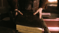 extant_GameOfThrones_3x03-WalkOfPunishment_3680