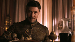extant_GameOfThrones_3x03-WalkOfPunishment_3706