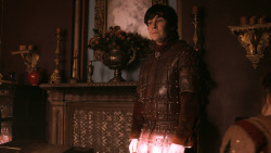 extant_GameOfThrones_3x03-WalkOfPunishment_3718