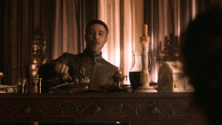 extant_GameOfThrones_3x03-WalkOfPunishment_3771