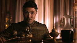 extant_GameOfThrones_3x03-WalkOfPunishment_3821