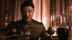 extant_GameOfThrones_3x03-WalkOfPunishment_3825