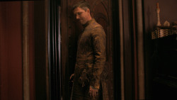 extant_GameOfThrones_3x03-WalkOfPunishment_3902