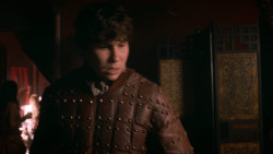 extant_GameOfThrones_3x03-WalkOfPunishment_3972
