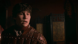 extant_GameOfThrones_3x03-WalkOfPunishment_3975