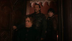 extant_GameOfThrones_3x03-WalkOfPunishment_3988