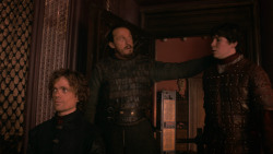 extant_GameOfThrones_3x03-WalkOfPunishment_3992