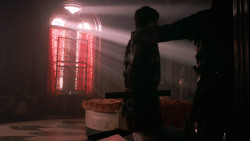 extant_GameOfThrones_3x03-WalkOfPunishment_3994