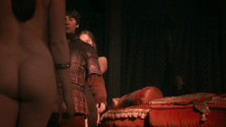 extant_GameOfThrones_3x03-WalkOfPunishment_4051