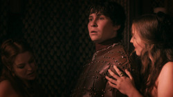 extant_GameOfThrones_3x03-WalkOfPunishment_4075