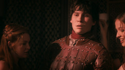 extant_GameOfThrones_3x03-WalkOfPunishment_4079