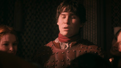 extant_GameOfThrones_3x03-WalkOfPunishment_4088