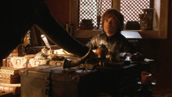 extant_GameOfThrones_3x03-WalkOfPunishment_4172