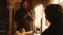 extant_GameOfThrones_3x03-WalkOfPunishment_4181