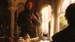 extant_GameOfThrones_3x03-WalkOfPunishment_4184