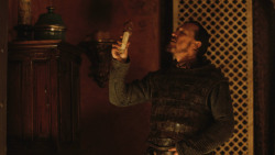 extant_GameOfThrones_3x03-WalkOfPunishment_4205