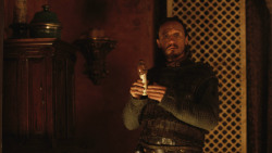 extant_GameOfThrones_3x03-WalkOfPunishment_4209