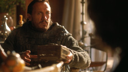 extant_GameOfThrones_3x03-WalkOfPunishment_4255