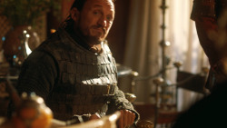 extant_GameOfThrones_3x03-WalkOfPunishment_4314