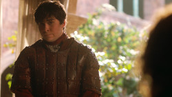 extant_GameOfThrones_3x03-WalkOfPunishment_4315