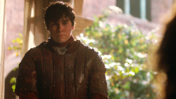 extant_GameOfThrones_3x03-WalkOfPunishment_4320